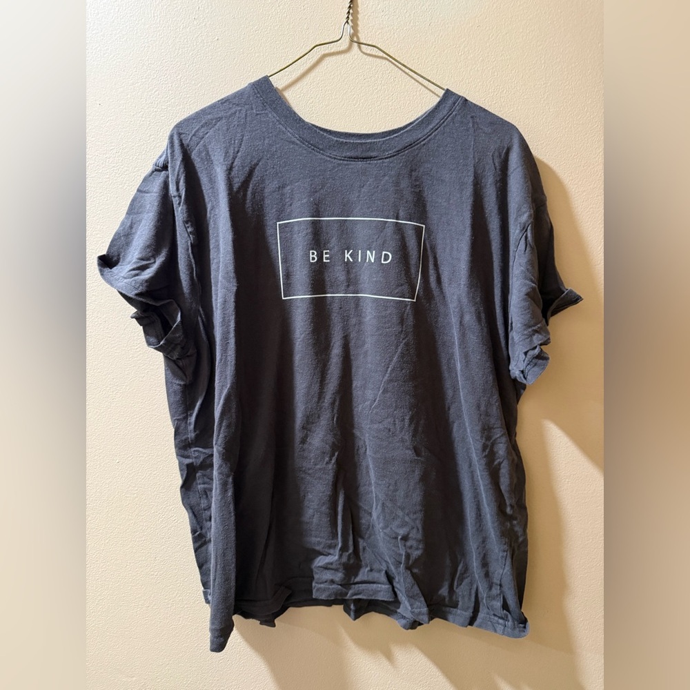 Doe Graphic “BE KIND” T-Shirt